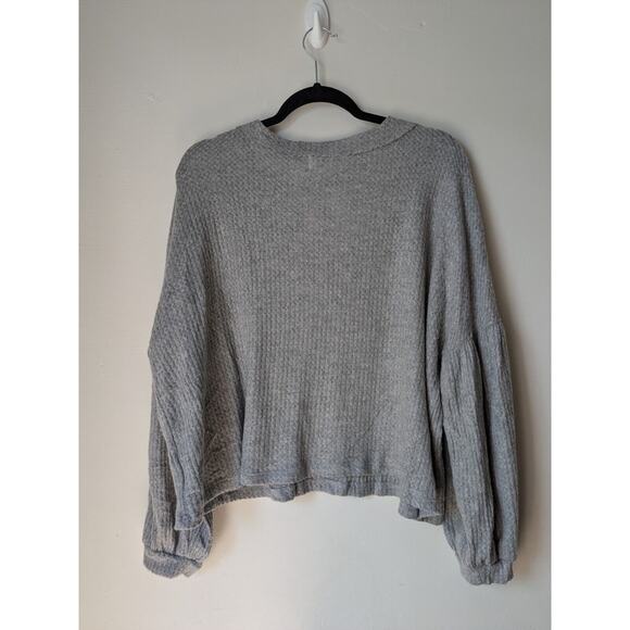 Altar'd State Women's V Neck Sweater Balloon Sleeves Gray Size M Pullover - Picture 4 of 7